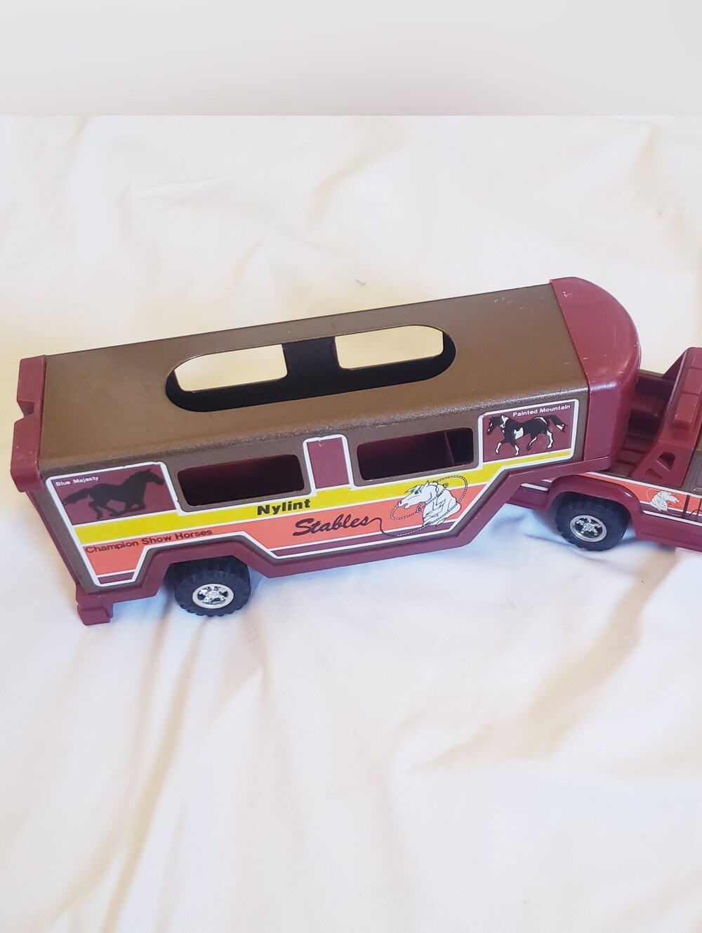 Vintage 1989 Nylint Truck & Horse Trailer